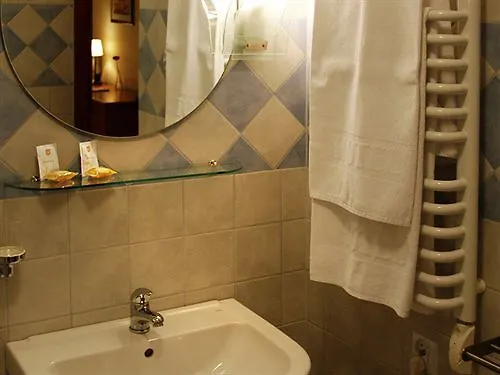 Hotel Lorenzo Cracovia 3*,  Polonia